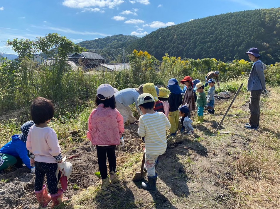 里山保育の様子1